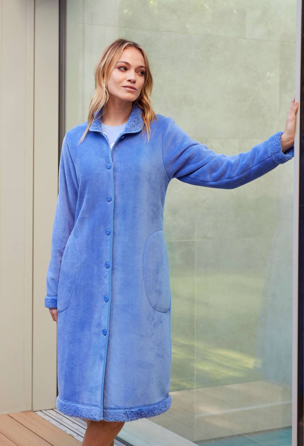 Robe de chambre bleue boutons Barandi Jocelyne'Ortho Rennes